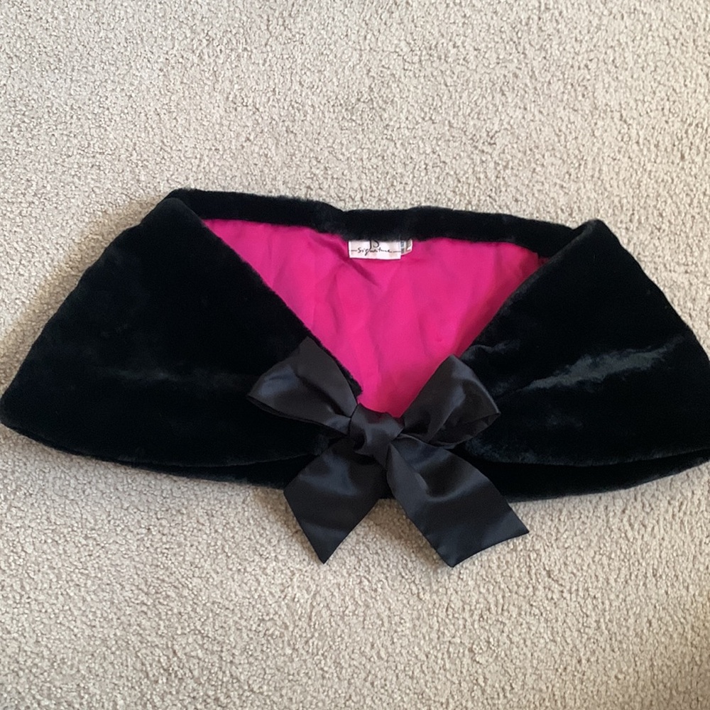 Black Faux Fur Shoulder Wrap Excellent Condition